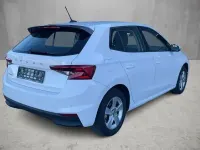 Gebraucht Skoda Fabia Ambition 95 PS (69 kW) 2023 Weiß Kleinwagen
