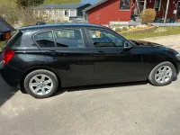 Gebraucht BMW 118 143 PS (105 kW) 2014 Schwarz Kleinwagen