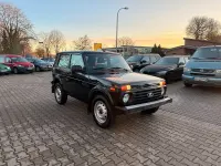 Gebraucht Lada niva 83 PS (61 kW) 2021 Schwarz SUV