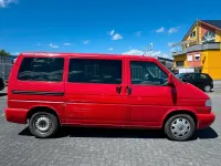 Gebraucht VW Multivan 102 PS (75 kW) 2000 Rot Van / Kleinbus
