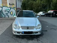 Gebraucht Mercedes C180 129 PS (94 kW) 2002 Silber Coupé