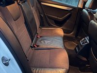 Gebraucht Skoda Octavia 150 PS (110 kW) 2015 Weiß Kleinwagen