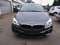 Gebraucht BMW 218 150 PS (110 kW) 2018 Mineralgrau Van / Kleinbus