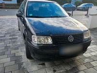 Gebraucht VW Polo 60 PS (44 kW) 2001 Schwarz Kleinwagen