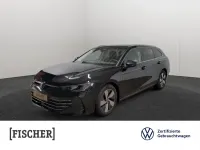 Gebraucht VW Passat Elegance 150 PS (110 kW) 2025 Schwarz Kombi