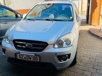 Gebraucht Kia Carens 140 PS (102 kW) 2007 Silber Van / Kleinbus