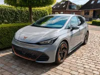 Używany Cupra Born 169 kW (231 KM) 2022 Szary Hatchback