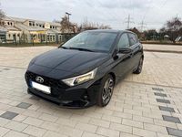 Gebraucht Hyundai i20 101 PS (74 kW) 2021 Schwarz Kleinwagen