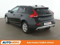 Gebraucht Volvo V40 You! 190 PS (139 kW) 2015 Onyx black Limousine
