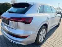 Gebraucht Audi e-tron S-Line 300 kW (408 PS) 2021 Silber SUV