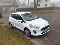 Gebraucht Ford Fiesta Cool & Connect 71 PS (52 kW) 2018 Weiß Kleinwagen