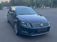 Gebraucht VW Passat 211 PS (155 kW) 2012 Blau Limousine