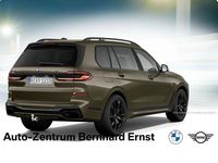 Neu BMW X7 Sport Line 352 PS (258 kW) 2026 Grau SUV