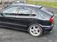 Second-hand Seat Leon 105 CP (77 kW) 2004 Negru Hatchback
