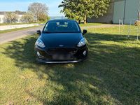 Używany Ford Fiesta 101 KM (74 kW) 2019 Czarny Hatchback