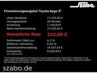 Gebraucht Toyota Aygo X x-style 72 PS (52 kW) 2022 Cardamon green metallic/ night sky black SUV