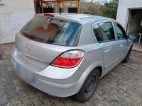 Gebraucht Opel Astra 105 PS (77 kW) 2006 Silber Limousine