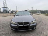Gebraucht BMW 325 218 PS (160 kW) 2005 Limousine