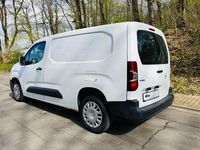 Gebraucht Opel Combo Edition 131 PS (96 kW) 2019 Weiß Van / Kleinbus