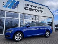 Gebraucht Skoda Superb Style 150 PS (110 kW) 2023 Blau Kombi