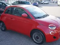 Gebraucht Fiat 500e Red 86 kW (118 PS) 2022 Rot Limousine