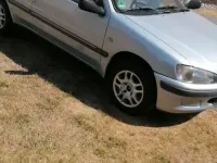 Gebraucht Peugeot 106 60 PS (44 kW) 2001 Blau Kleinwagen