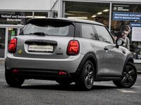 Gebraucht Mini Cooper SE Essential 135 kW (184 PS) 2023 Silber Kleinwagen