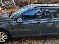 Gebraucht VW Passat Trendline 125 PS (91 kW) 2018 Grau Kombi