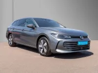 Second-hand VW Passat R-line 204 CP (150 kW) 2025 Gri Break
