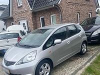 Gebraucht Honda Jazz S 90 PS (66 kW) 2010 Silber Kleinwagen