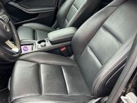 Gebraucht Mercedes GLA250 211 PS (155 kW) 2016 Schwarz SUV