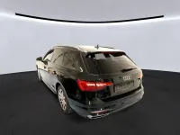 Gebraucht Audi A4 Advanced Plus 150 PS (110 kW) 2023 Mythosschwarz metallic Kombi