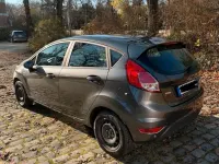 Gebraucht Ford Fiesta 101 PS (74 kW) 2017 Grau Kleinwagen