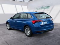 Neu Skoda Scala 116 PS (85 kW) 2025 Blau Kleinwagen