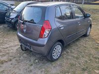 Gebraucht Hyundai i10 67 PS (49 kW) 2010 Grau Kleinwagen