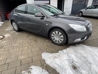 Gebraucht Opel Insignia 160 PS (117 kW) 2012 Grau Limousine