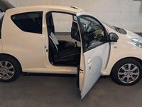 Gebraucht Citroën C1 68 PS (50 kW) 2013 Weiß Kleinwagen