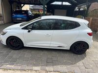 Gebraucht Renault Clio IV Trophy 220 PS (161 kW) 2016 Weiß Kleinwagen