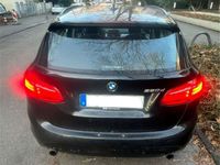 gebraucht BMW 220 Active Tourer d PANO LED HUD AUTOPARK