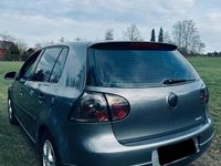 Usata VW Golf IV 75 CV (55 kW) 2004 Grigio Utilitaria