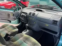 Gebraucht Renault Twingo 254 PS (186 kW) 1998 Blau Kleinwagen