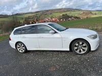 gebraucht BMW 325 E91 d Alpin weiß