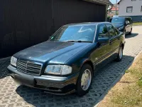 Gebraucht Mercedes C180 122 PS (89 kW) 1997 Blau Limousine