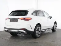 Gebraucht Mercedes GLC300de Advanced 197 PS (144 kW) 2025 Unilack polarweiß SUV