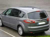 Gebraucht Ford S-MAX Titanium 177 PS (130 kW) 2013 Braun Van / Kleinbus