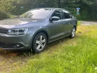 Używany VW Jetta 105 KM (77 kW) 2011 Szary Sedan/Limuzyna