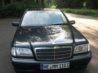 Gebraucht Mercedes C200 102 PS (75 kW) 2000 Schwarz metallic Limousine
