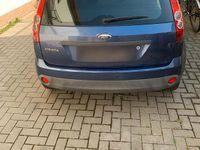 Gebraucht Ford Fiesta 80 PS (58 kW) 2005 Blau Kleinwagen