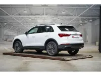 Gebraucht Audi Q3 Advanced Plus 150 PS (110 kW) 2026 Gletscherweiß metallic SUV