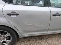 Usado Kia Ceed 109 HP (80 kW) 2009 Cinzento Citadino